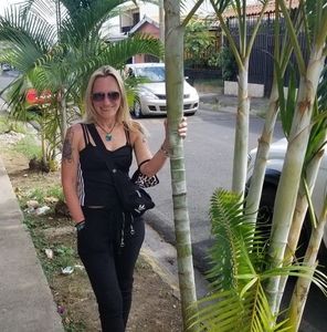 Meet your Posher, Annie